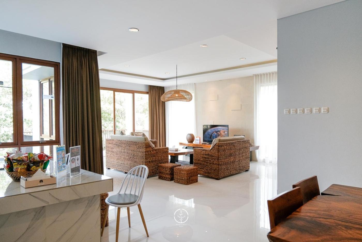 Asmaya Hill View Villa 7 Bedrooms With A Private Swimming Pool Bandung Exteriér fotografie